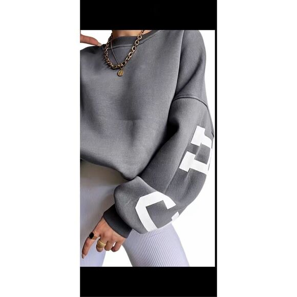 Over sized Casual print, drop shoulder, long sleeve round neck sweatshirt. By Jo - Picture 4 of 11